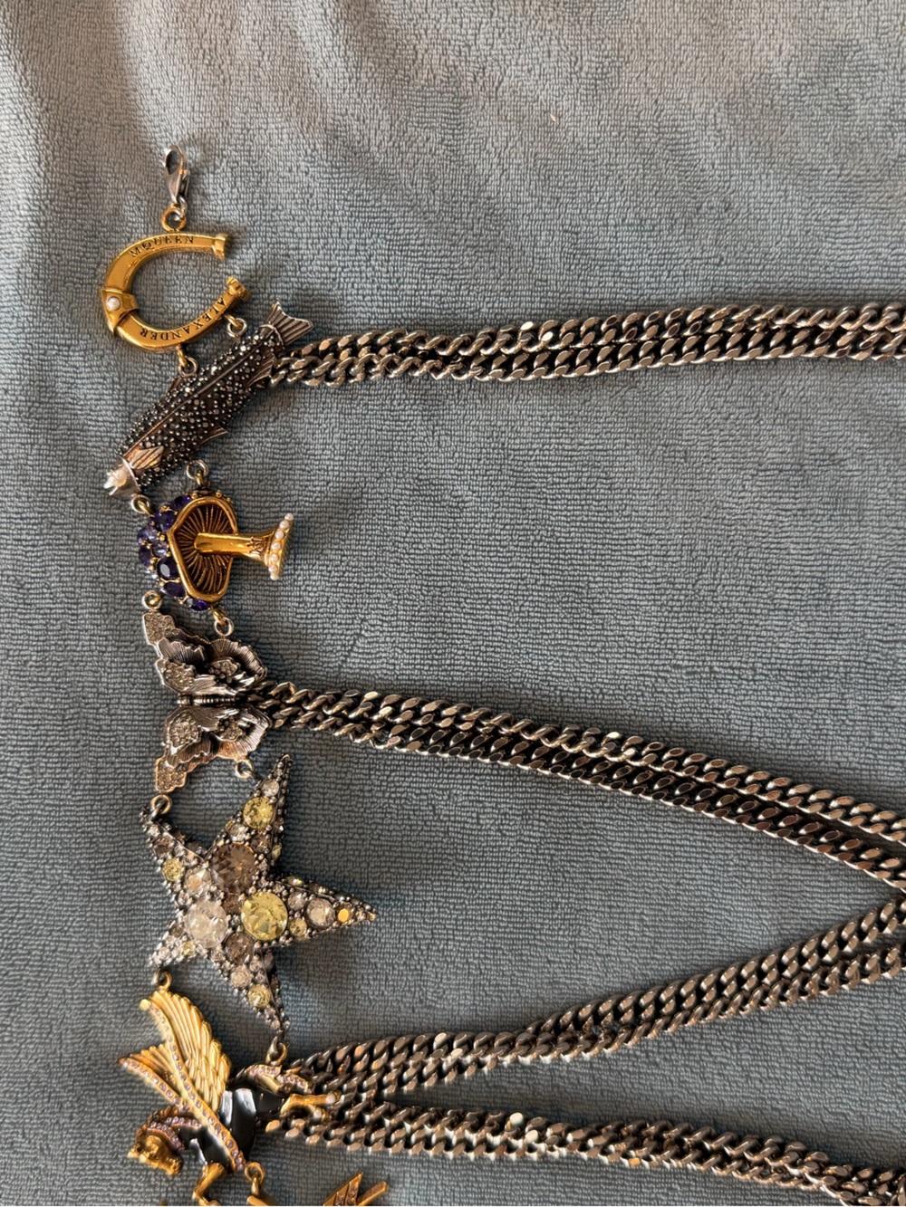 Alexander McQueen Mixed Metal Charm Choker Necklace - Picture 6 of 6
